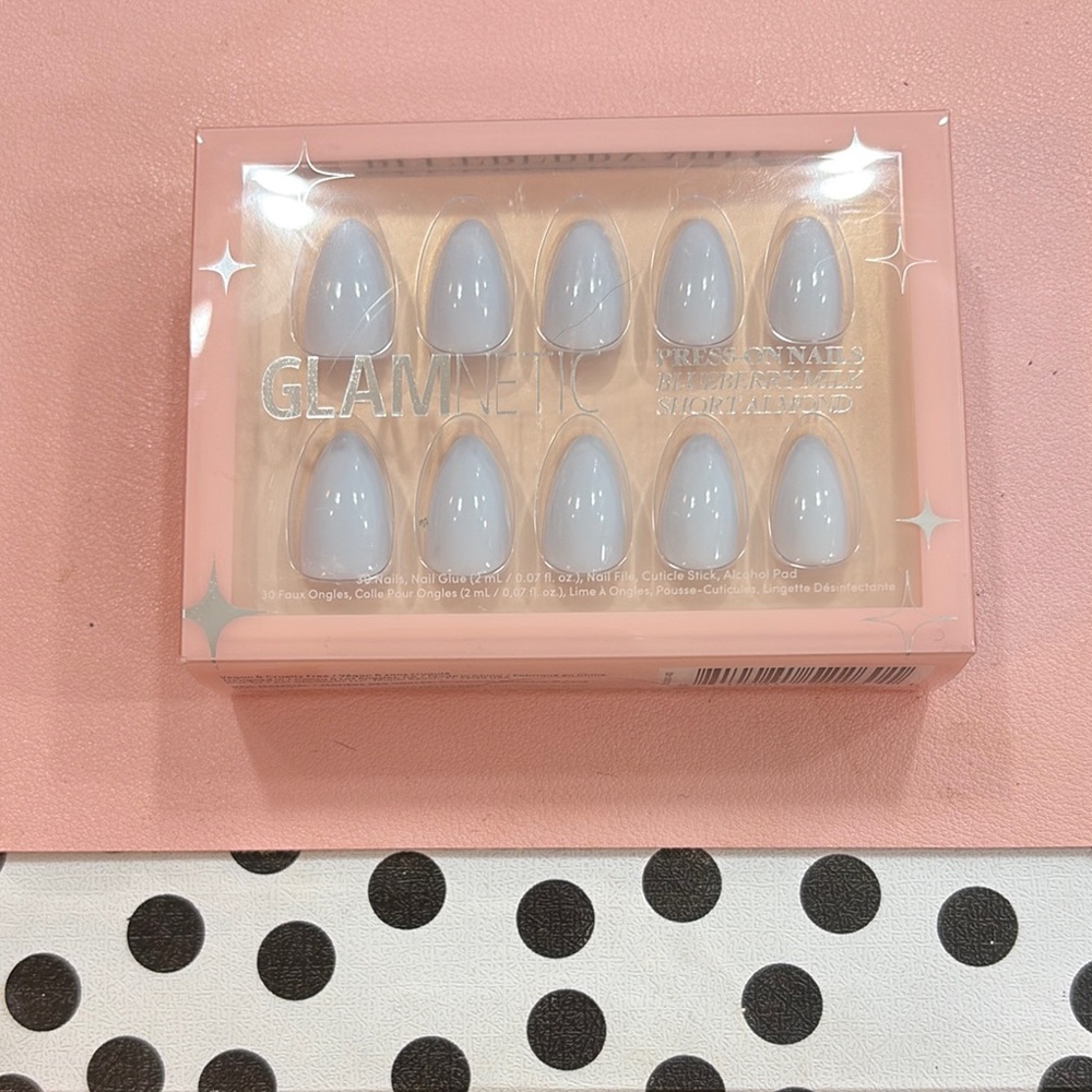 GLAMNETIC Blueberry Milk Almond-Shaped Press-On Nails